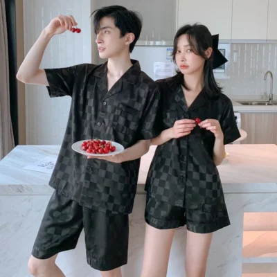 Đồ ngủ đôi giá rẻ – Bí quyết chọn mẫu đẹp, chất lượng và tiết kiệm cho các cặp đôi
